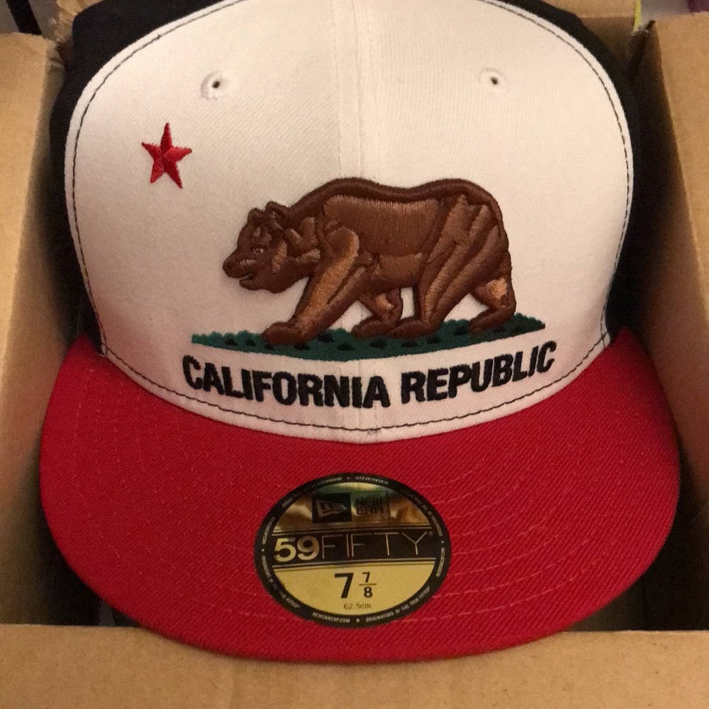 Hat - Picture 8 of 8